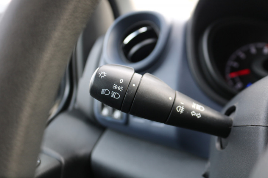 Opel Vivaro 1.6 CDTI 125pk L2 H1 Airco Navigatie Imperiaal Trekhaak Inrichting