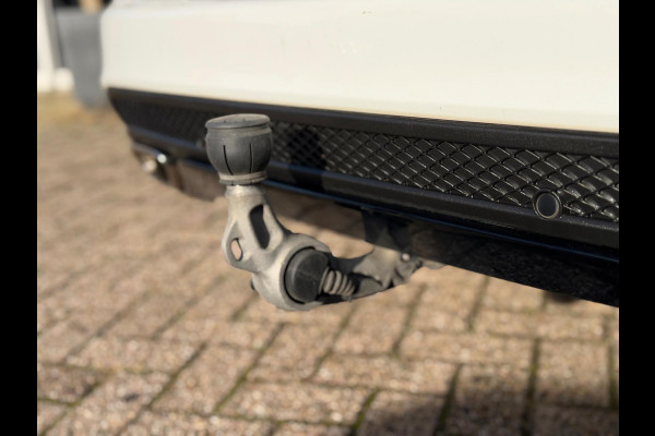 Mercedes-Benz C-Klasse Estate 180 AMG 2017 AUT PANO LEER NAP