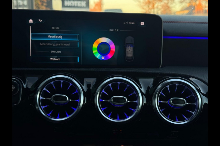 Mercedes-Benz CLA-Klasse Shooting Brake 180 Bns Sol. AMG M21 SFEER WIDESCREEN NAVI PDC