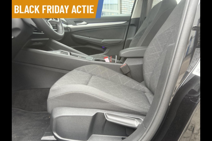 Volkswagen Golf 1.0 eTSI DSG R-Line Acc|Camera|CarPlay|Dodehoek|Navi