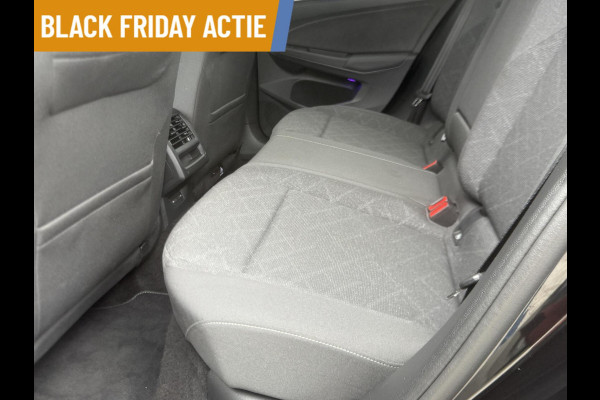 Volkswagen Golf 1.0 eTSI DSG R-Line Acc|Camera|CarPlay|Dodehoek|Navi