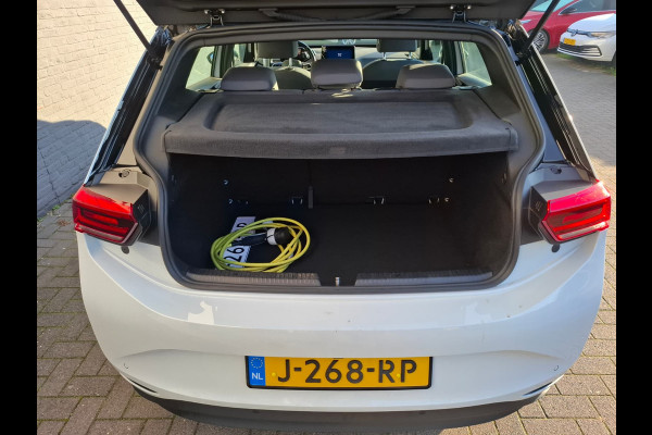 Volkswagen ID.3 First 58kWh S.O.H. 90% Navi Ecc Adap.Cruise Apple Carplay Android Auto Pdc Bluetooth Keyless Led Rijstrooksensor IQ Drive Stoel+Stuurverwarming 1e Eigenaar Origineel Nederlandse Auto