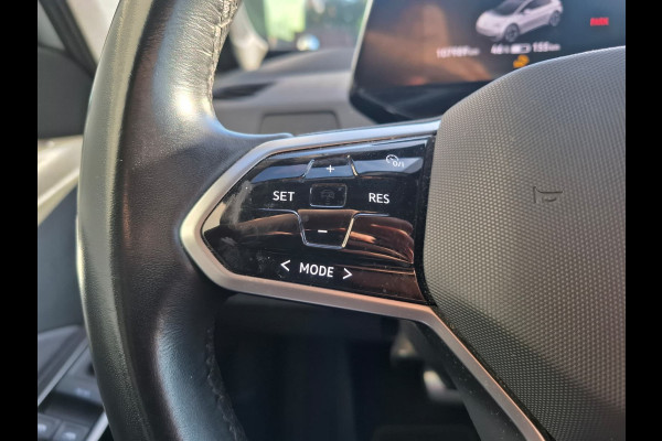 Volkswagen ID.3 First 58kWh S.O.H. 90% Navi Ecc Adap.Cruise Apple Carplay Android Auto Pdc Bluetooth Keyless Led Rijstrooksensor IQ Drive Stoel+Stuurverwarming 1e Eigenaar Origineel Nederlandse Auto