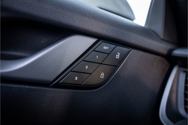 Porsche 911 Cabrio 3.0 Carrera - BTW | Memory | Bose | ACC