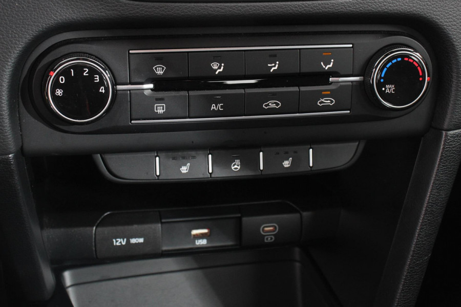 Kia Ceed 1.0 T-GDi Comfort Navigatie Apple Carplay/ Android Auto Camera DAB Airco Stoelverwarming Cruise Control