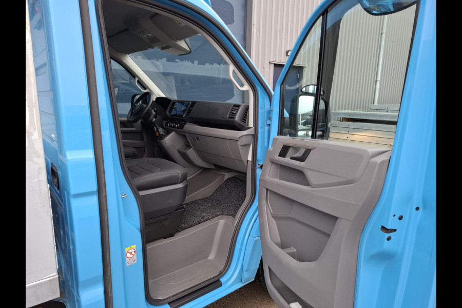 Volkswagen Crafter 35 2.0 TDI L4 Trendline OPRIJWAGEN / AMBULANCE / TRAILER / EURO 6 / LAADVERMOGEN 1500 KG !!