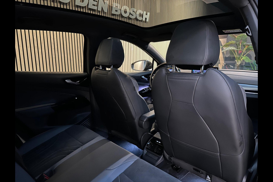 Volkswagen ID.4 Pro Business 77 kWh - Panoramadak - Trekhaak