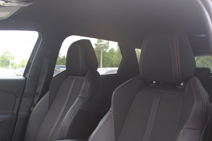 Peugeot 3008 1.2 Hybrid 136PK GT | 360° CAMERA | NAVIGATIE | ADAPTIVE CRUISE CONTROL | APPLE CARPLAY/ANDROID AUTO | CLIMATE CONTROL | 18" LICHTMETALEN VELGEN | DODEHOEK DETECTIE | KEYLESS ENTRY/START | FULL LED KOPLAMPEN | PARKEERSENSOREN VOOR EN ACHTER | DAB+ RADIO | LANE ASSIST |