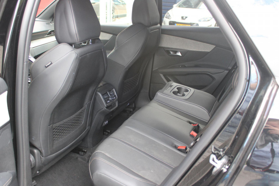 Peugeot 3008 1.2 Hybrid 136PK GT | 360° CAMERA | NAVIGATIE | ADAPTIVE CRUISE CONTROL | APPLE CARPLAY/ANDROID AUTO | CLIMATE CONTROL | 18" LICHTMETALEN VELGEN | DODEHOEK DETECTIE | KEYLESS ENTRY/START | FULL LED KOPLAMPEN | PARKEERSENSOREN VOOR EN ACHTER | DAB+ RADIO | LANE ASSIST |