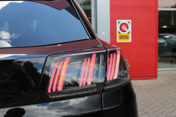 Peugeot 3008 1.2 Hybrid 136PK GT | 360° CAMERA | NAVIGATIE | ADAPTIVE CRUISE CONTROL | APPLE CARPLAY/ANDROID AUTO | CLIMATE CONTROL | 18" LICHTMETALEN VELGEN | DODEHOEK DETECTIE | KEYLESS ENTRY/START | FULL LED KOPLAMPEN | PARKEERSENSOREN VOOR EN ACHTER | DAB+ RADIO | LANE ASSIST |