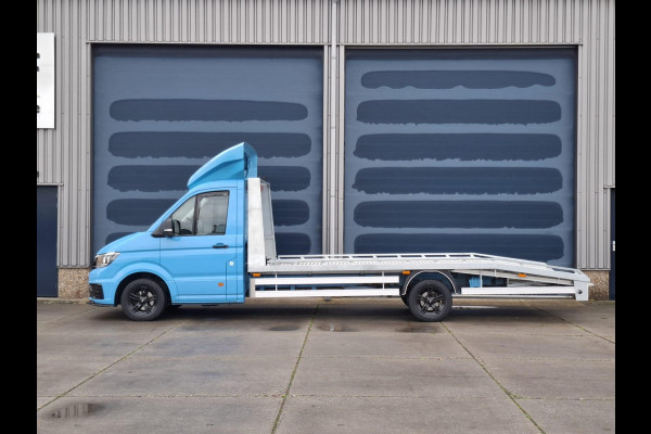 Volkswagen Crafter 35 2.0 TDI L4 Trendline OPRIJWAGEN / AMBULANCE / TRAILER / EURO 6 / LAADVERMOGEN 1500 KG !!