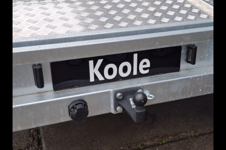 Volkswagen Crafter 35 2.0 TDI L4 Trendline OPRIJWAGEN / AMBULANCE / TRAILER / EURO 6 / LAADVERMOGEN 1500 KG !!