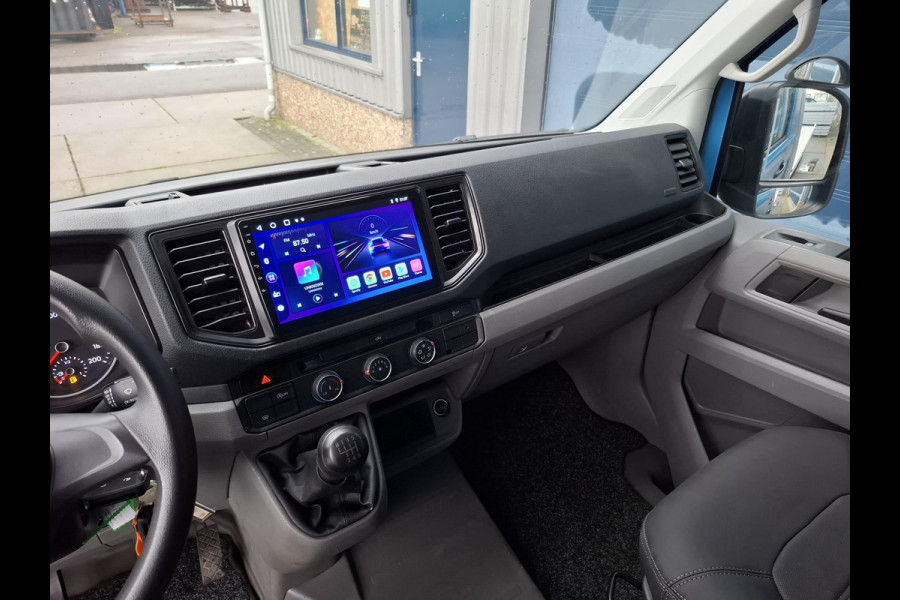 Volkswagen Crafter 35 2.0 TDI L4 Trendline OPRIJWAGEN / AMBULANCE / TRAILER / EURO 6 / LAADVERMOGEN 1500 KG !!