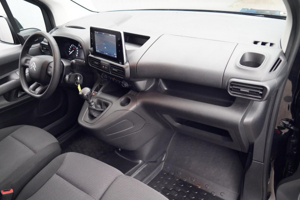 Citroën Berlingo 1.2 PureTech Club / Benzine / EX. BTW / 3 Pers. / Navi / Cruise / Airco / 70dkm NAP