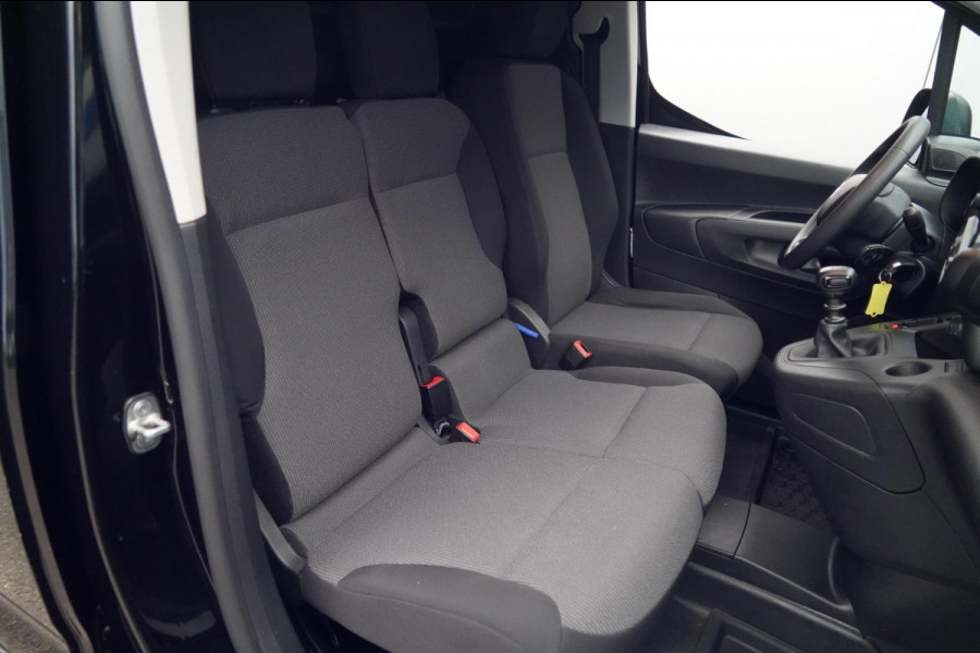 Citroën Berlingo 1.2 PureTech Club / Benzine / EX. BTW / 3 Pers. / Navi / Cruise / Airco / 70dkm NAP