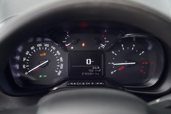 Citroën Berlingo 1.2 PureTech Club / Benzine / EX. BTW / 3 Pers. / Navi / Cruise / Airco / 70dkm NAP