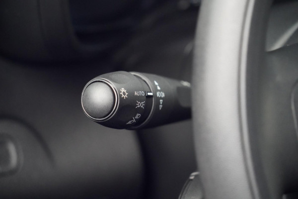 Citroën Berlingo 1.2 PureTech Club / Benzine / EX. BTW / 3 Pers. / Navi / Cruise / Airco / 70dkm NAP