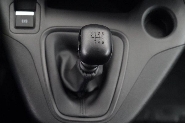 Citroën Berlingo 1.2 PureTech Club / Benzine / EX. BTW / 3 Pers. / Navi / Cruise / Airco / 70dkm NAP