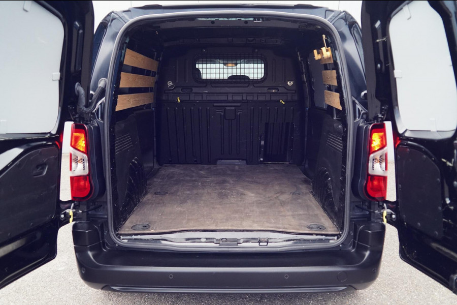 Citroën Berlingo 1.2 PureTech Club / Benzine / EX. BTW / 3 Pers. / Navi / Cruise / Airco / 70dkm NAP