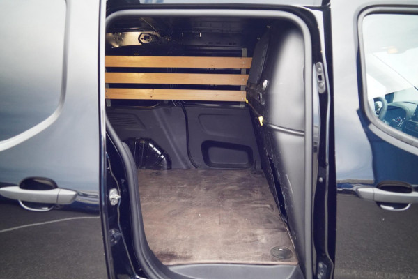 Citroën Berlingo 1.2 PureTech Club / Benzine / EX. BTW / 3 Pers. / Navi / Cruise / Airco / 70dkm NAP