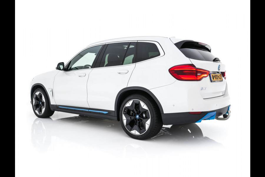 BMW iX3 High Executive 80 kWh {SOH-100%} [ 3-Fase ] (INCL.BTW) Aut. *PANO | HEAD-UP | LUXURY-LEATHER | ADAPTIVE-CRUISE | FULL-LED | BLIND-SPOT | MEMORY-PACK | DIGI-COCKPIT | HEATED-COMFORTSEATS | KEYLESS | TOP-VIEW | DAB+ | NAVI | TOWBAR | 20'