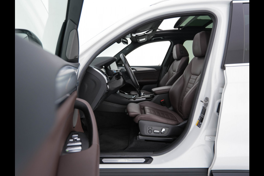 BMW iX3 High Executive 80 kWh {SOH-100%} [ 3-Fase ] (INCL.BTW) Aut. *PANO | HEAD-UP | LUXURY-LEATHER | ADAPTIVE-CRUISE | FULL-LED | BLIND-SPOT | MEMORY-PACK | DIGI-COCKPIT | HEATED-COMFORTSEATS | KEYLESS | TOP-VIEW | DAB+ | NAVI | TOWBAR | 20'