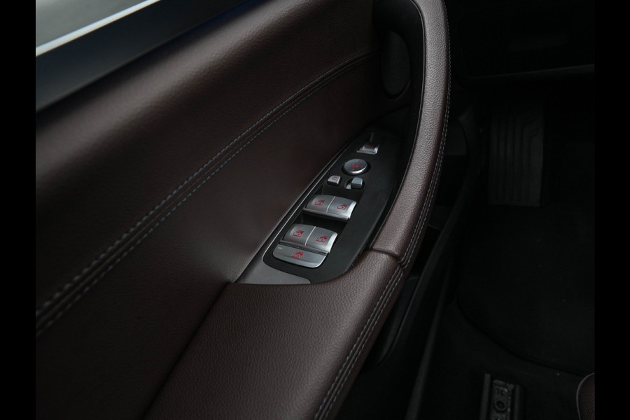 BMW iX3 High Executive 80 kWh {SOH-100%} [ 3-Fase ] (INCL.BTW) Aut. *PANO | HEAD-UP | LUXURY-LEATHER | ADAPTIVE-CRUISE | FULL-LED | BLIND-SPOT | MEMORY-PACK | DIGI-COCKPIT | HEATED-COMFORTSEATS | KEYLESS | TOP-VIEW | DAB+ | NAVI | TOWBAR | 20'