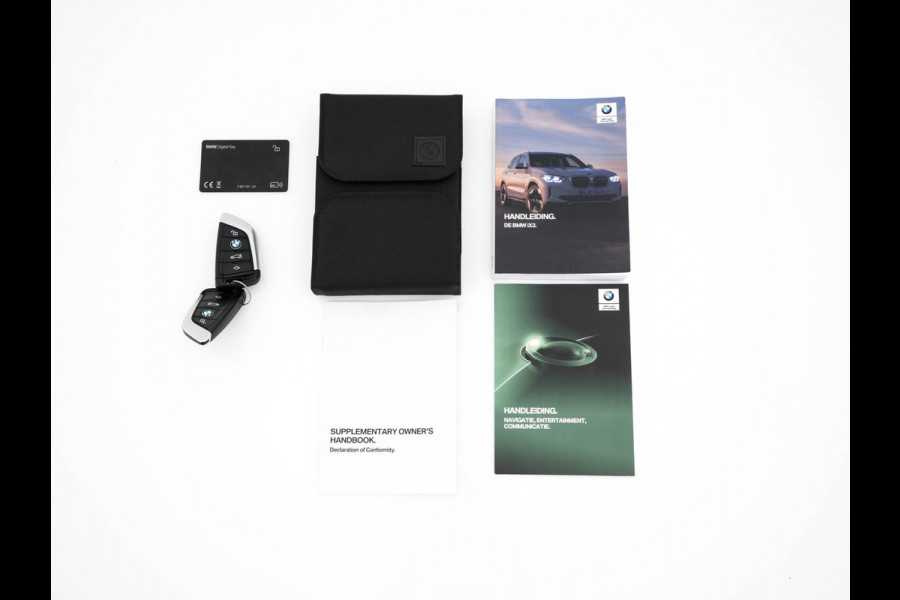 BMW iX3 High Executive 80 kWh {SOH-100%} [ 3-Fase ] (INCL.BTW) Aut. *PANO | HEAD-UP | LUXURY-LEATHER | ADAPTIVE-CRUISE | FULL-LED | BLIND-SPOT | MEMORY-PACK | DIGI-COCKPIT | HEATED-COMFORTSEATS | KEYLESS | TOP-VIEW | DAB+ | NAVI | TOWBAR | 20'
