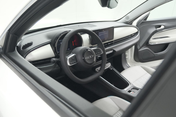 Fiat 600 1.2 Hybrid 100 DCT6 La Prima | Camera | Adaptieve Cruise Control | Dodehoekdetectie | Stoelverwarming
