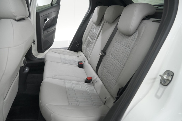 Fiat 600 1.2 Hybrid 100 DCT6 La Prima | Camera | Adaptieve Cruise Control | Dodehoekdetectie | Stoelverwarming