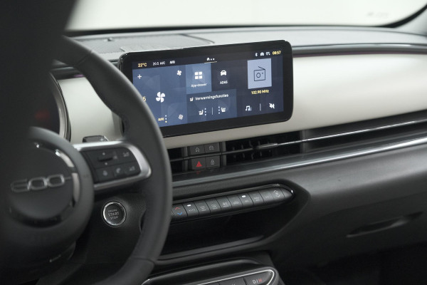 Fiat 600 1.2 Hybrid 100 DCT6 La Prima | Camera | Adaptieve Cruise Control | Dodehoekdetectie | Stoelverwarming