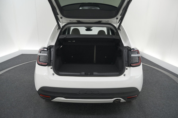 Fiat 600 1.2 Hybrid 100 DCT6 La Prima | Camera | Adaptieve Cruise Control | Dodehoekdetectie | Stoelverwarming