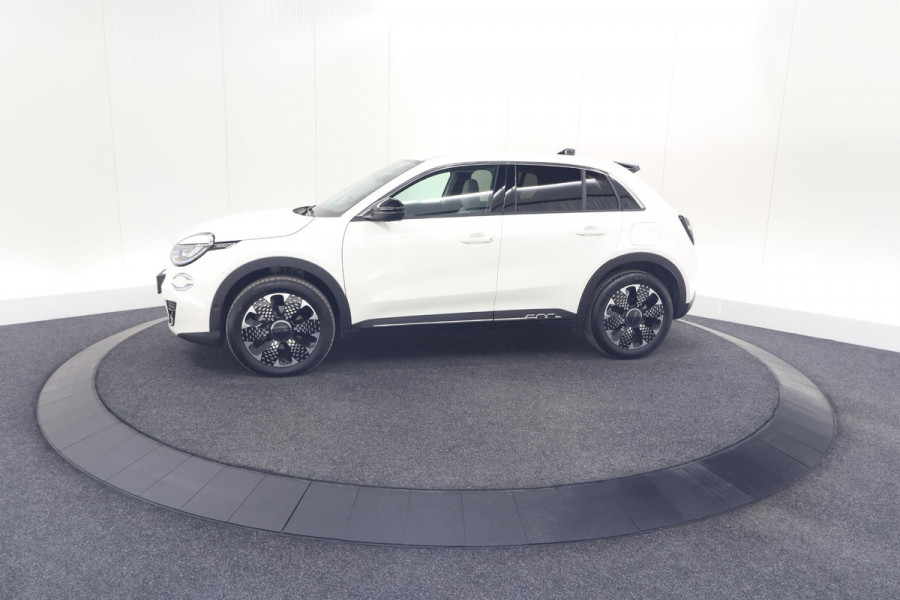 Fiat 600 1.2 Hybrid 100 DCT6 La Prima | Camera | Adaptieve Cruise Control | Dodehoekdetectie | Stoelverwarming