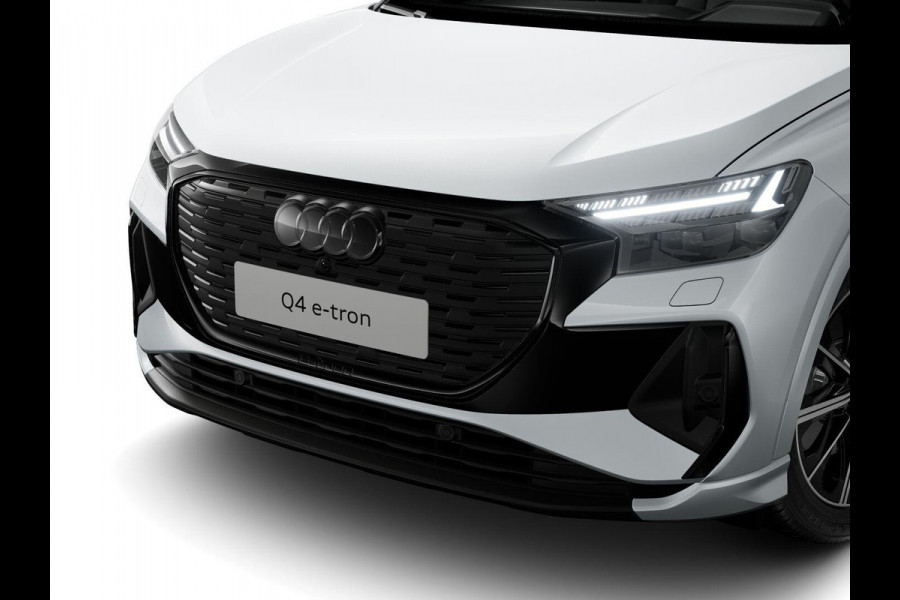 Audi Q4 e-tron 45 quattro S edition Competition 82 kWh 286pk | Assistentiepakket plus | Optiek pakket zwart plus | Ambient verlichting | Dodehoek detectie | Privacy glas |