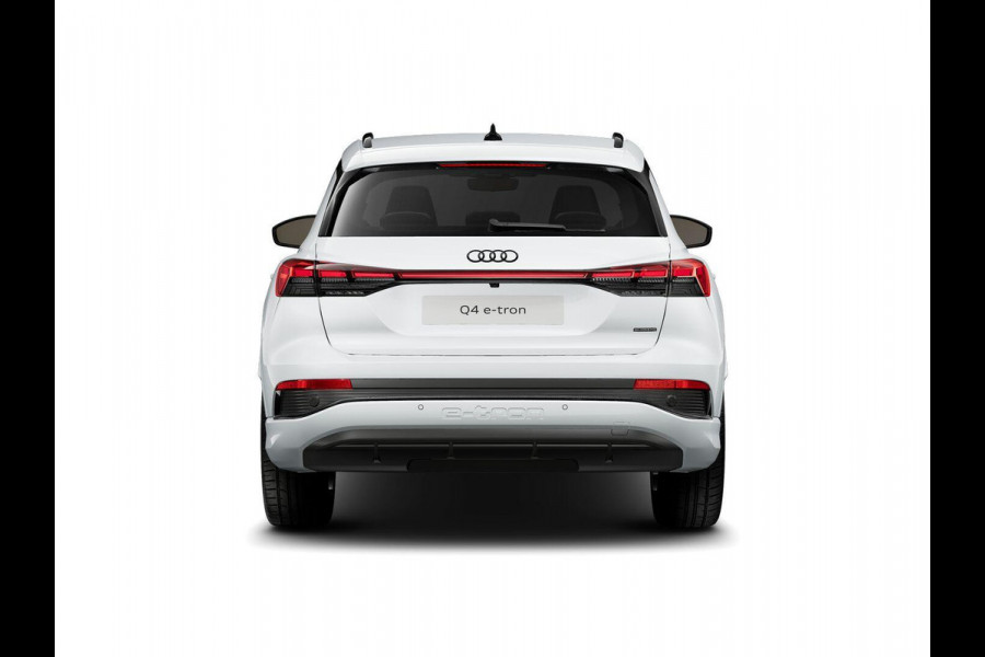 Audi Q4 e-tron 45 quattro S edition Competition 82 kWh 286pk | Assistentiepakket plus | Optiek pakket zwart plus | Ambient verlichting | Dodehoek detectie | Privacy glas |