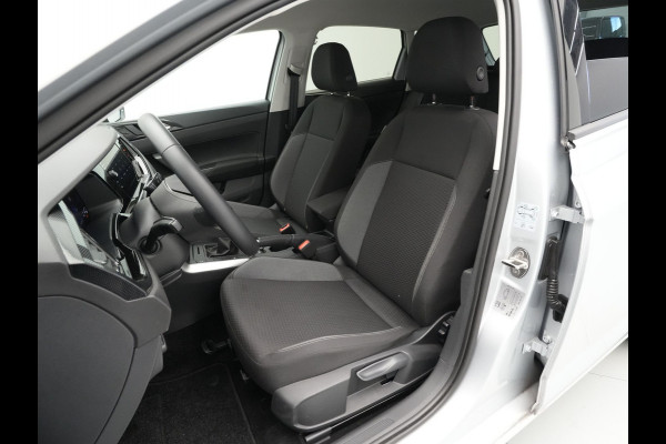 Volkswagen Polo 1.0 TSI 95pk Life Edition Navi via App Acc Pdc Camera Privacy glas Argon