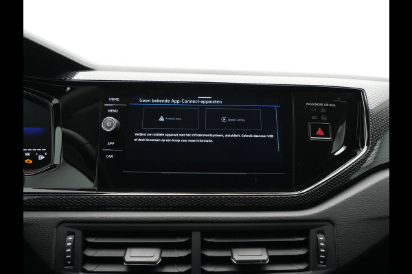 Volkswagen Polo 1.0 TSI 95pk Life Edition Navi via App Acc Pdc Camera Privacy glas Argon