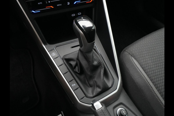 Volkswagen Polo 1.0 TSI 95pk Life Edition Navi via App Acc Pdc Clima Privacy glas Argon