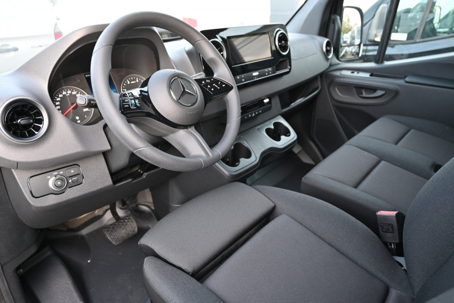 Mercedes-Benz Sprinter 317 CDI L2H2 Pro 3500 kg trekhaak, LED verlichting, Geveerde stoel