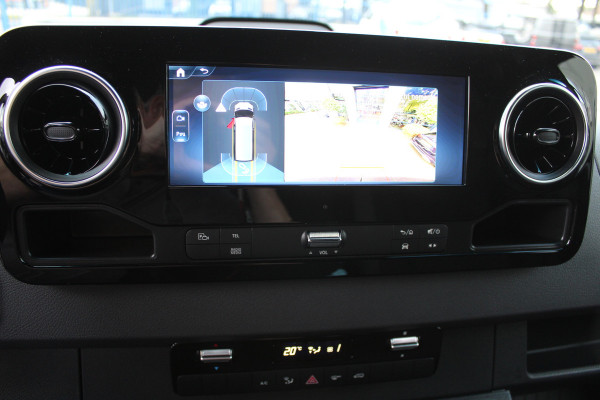 Mercedes-Benz Sprinter 317 CDI L2H2 Pro 3500 kg trekhaak, LED verlichting, Geveerde stoel