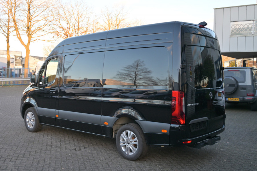 Mercedes-Benz Sprinter 317 CDI L2H2 Pro 3500 kg trekhaak, LED verlichting, Geveerde stoel