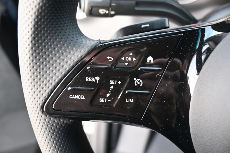 Mercedes-Benz Sprinter 317 CDI L2H2 Pro 3500 kg trekhaak, LED verlichting, Geveerde stoel