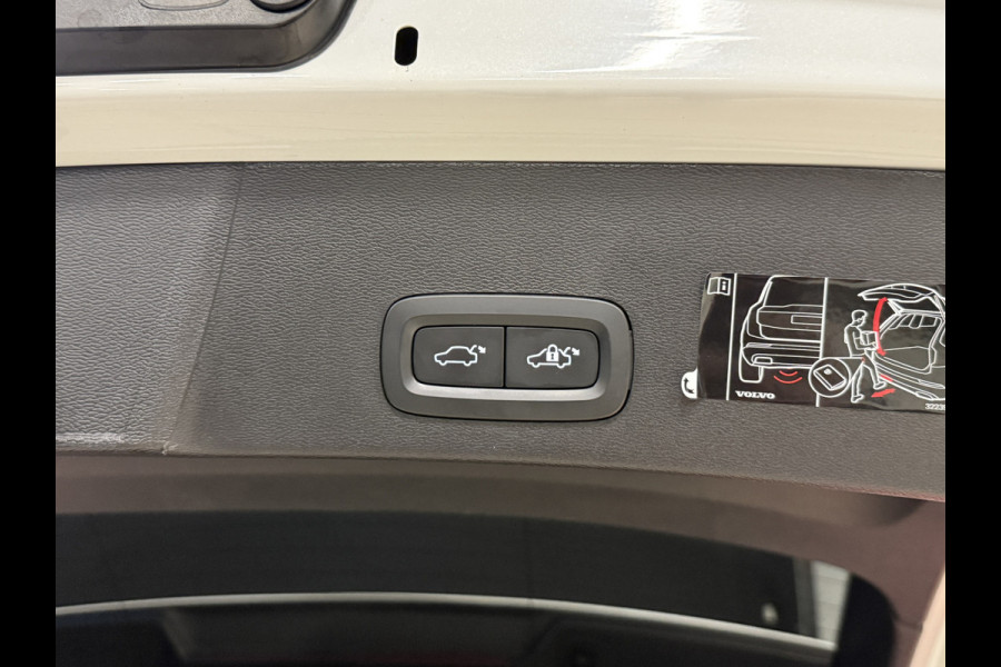 Volvo XC40 1.5 T4 Recharge Inscription Expression | Leder | Harman Kardon | Keyless