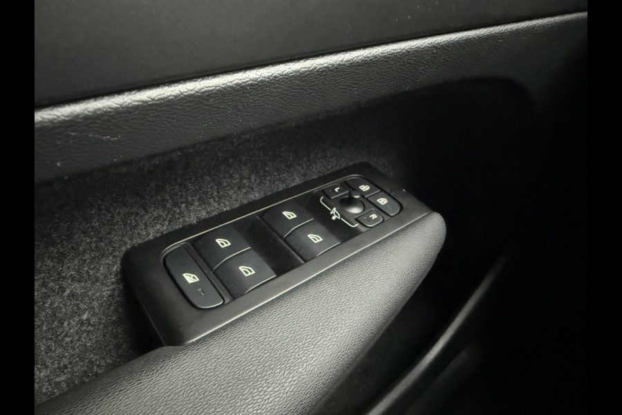 Volvo XC40 1.5 T4 Recharge Inscription Expression | Leder | Harman Kardon | Keyless