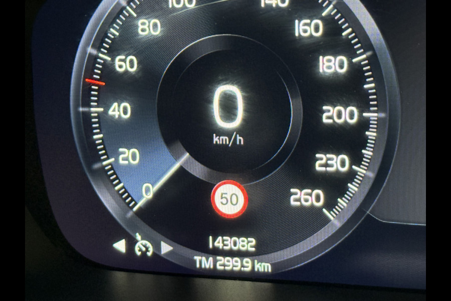 Volvo XC40 1.5 T4 Recharge Inscription Expression | Leder | Harman Kardon | Keyless