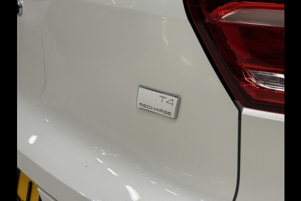 Volvo XC40 1.5 T4 Recharge Inscription Expression | Leder | Harman Kardon | Keyless