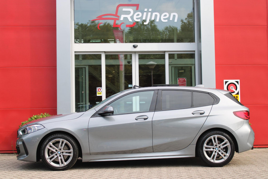 BMW 1-serie 118i 136PK INTRODUCTION EDITION M-SPORT | PANORAMISCH SCHUIF/KANTEL DAK | SHADOW LINE PAKKET | SFEER VERLICHTING | LEDEREN BEKLEDING "DAKOTA GEPERFOREERD" | ACHTERUITRIJ CAMERA | PARKEERSENSOREN VOOR EN ACHTER | ALARM | STOEL VERWARMING | DRAADLOZE APPLE CARPLAY/ANDROID AUTO | LICHTMETALEN VELGEN 17" | LANE ASSIST | DAB+ RADIO | SPORT STOELEN | WARMTE WEREND GLAS  | BMW LIVE COCKPIT PROFESSIONAL |