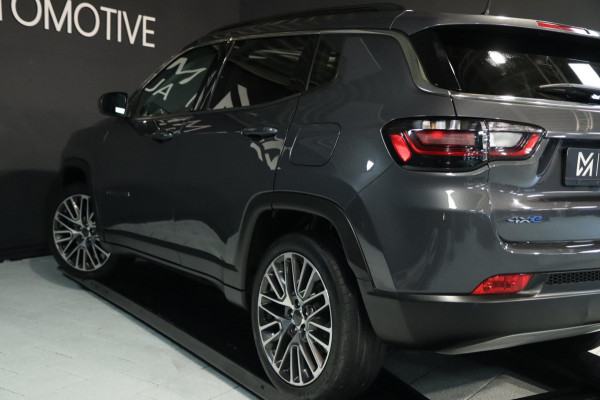 Jeep Compass 4xe 240 Limited / PANODAK / CAMERA / FACELIFT / CARPLAY
