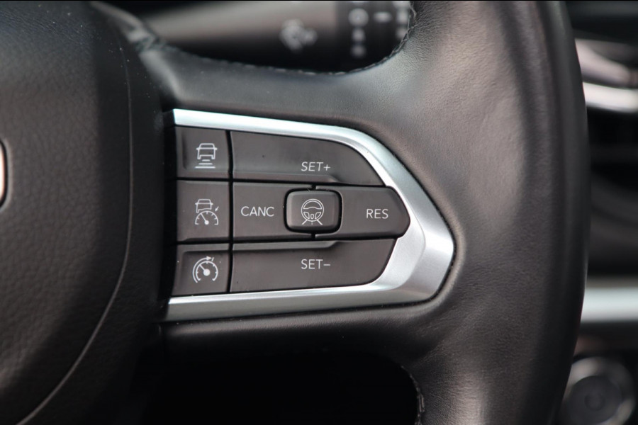 Jeep Compass 4xe 240 Limited / PANODAK / CAMERA / FACELIFT / CARPLAY