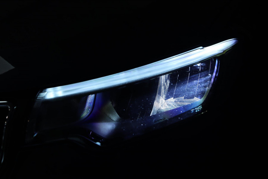 Jeep Compass 4xe 240 Limited / PANODAK / CAMERA / FACELIFT / CARPLAY